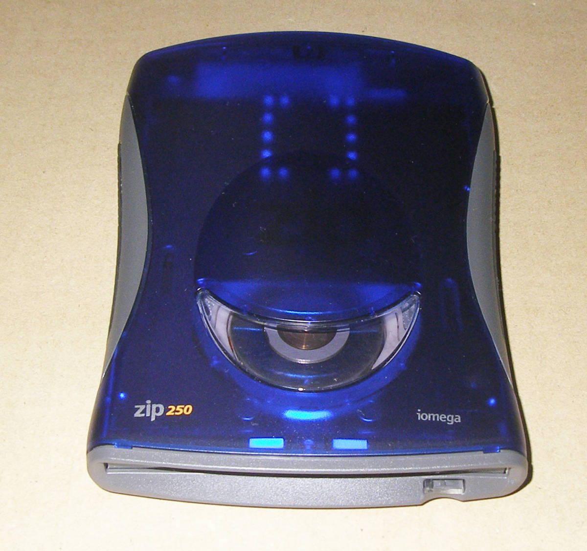 ★IOMEGA ZIP250 Z250USBPCM DRIVE USB/SCSI-2★OK!!★_画像1