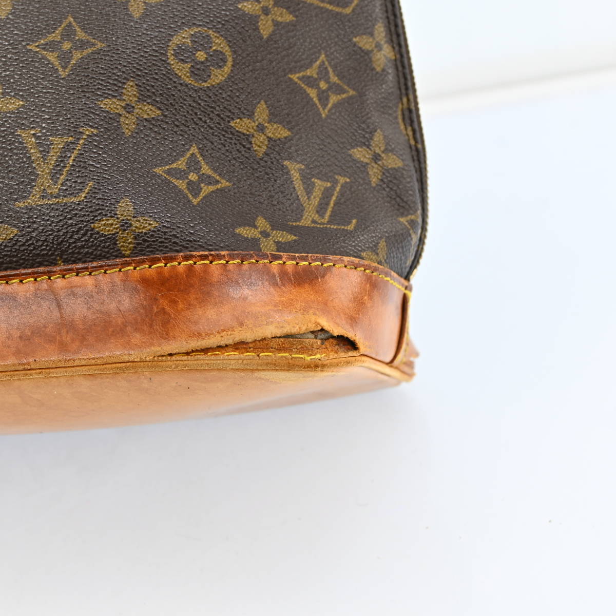 LOUIS VUITTON ルイヴィトン M51130 モノグラム アルマ ハンドバッグ トートバッグ レディース　R2616CR512_画像4