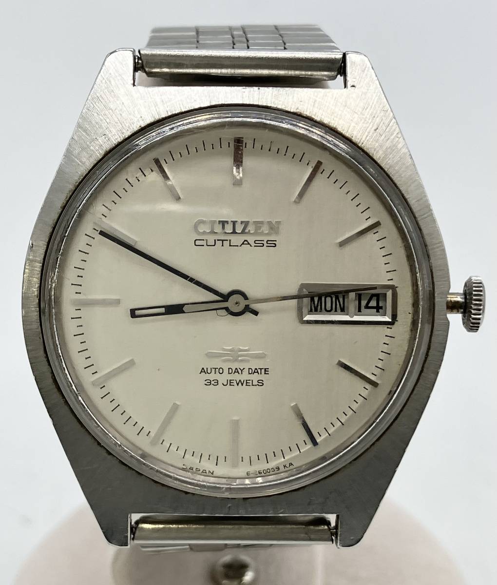 ジャンク CITIZEN シチズン CUTLASS カトラス 4-250040 アナログ 機械式 自動巻き デイデイト メタルバンド 腕時計