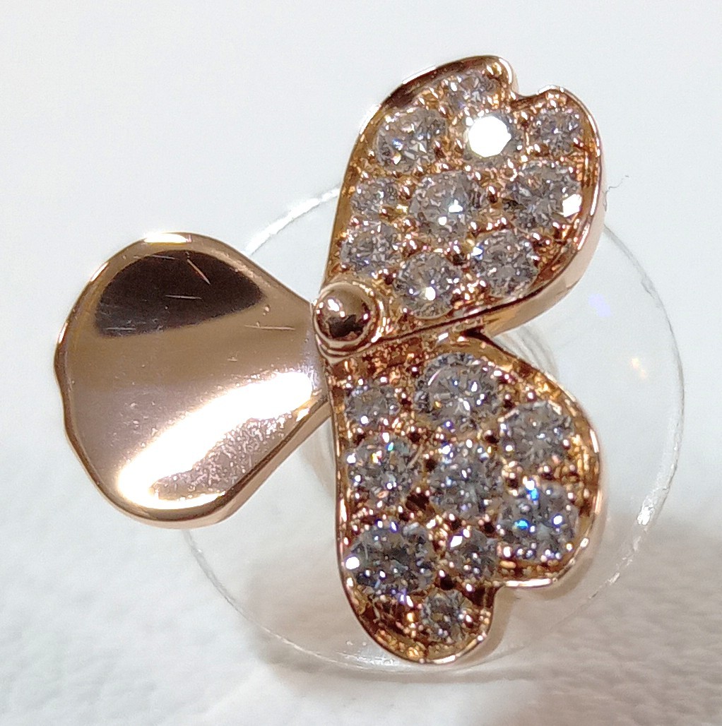 【人気沸騰】 【鑑別書付】ティファニー/TIFFANY&Co.(T&Co.)/ K18/ダイヤ付片耳ピアス/1.1g/キャッチ非純正 ピアス