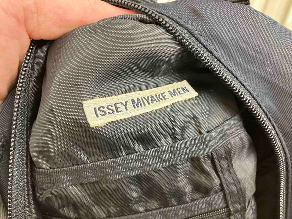 ISSEY MIYAKE MEN ME03AG002/リュック/ブラック/ナイロン リュック_画像3