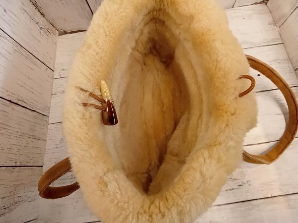 UGG アグ ムートンバッグ ハンドバッグ もこもこ ブラウン 茶_画像4