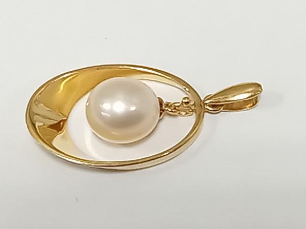 驚きの値段で 【素敵なアクセント】K18 ネックレストップ /トップ/2.2g その他