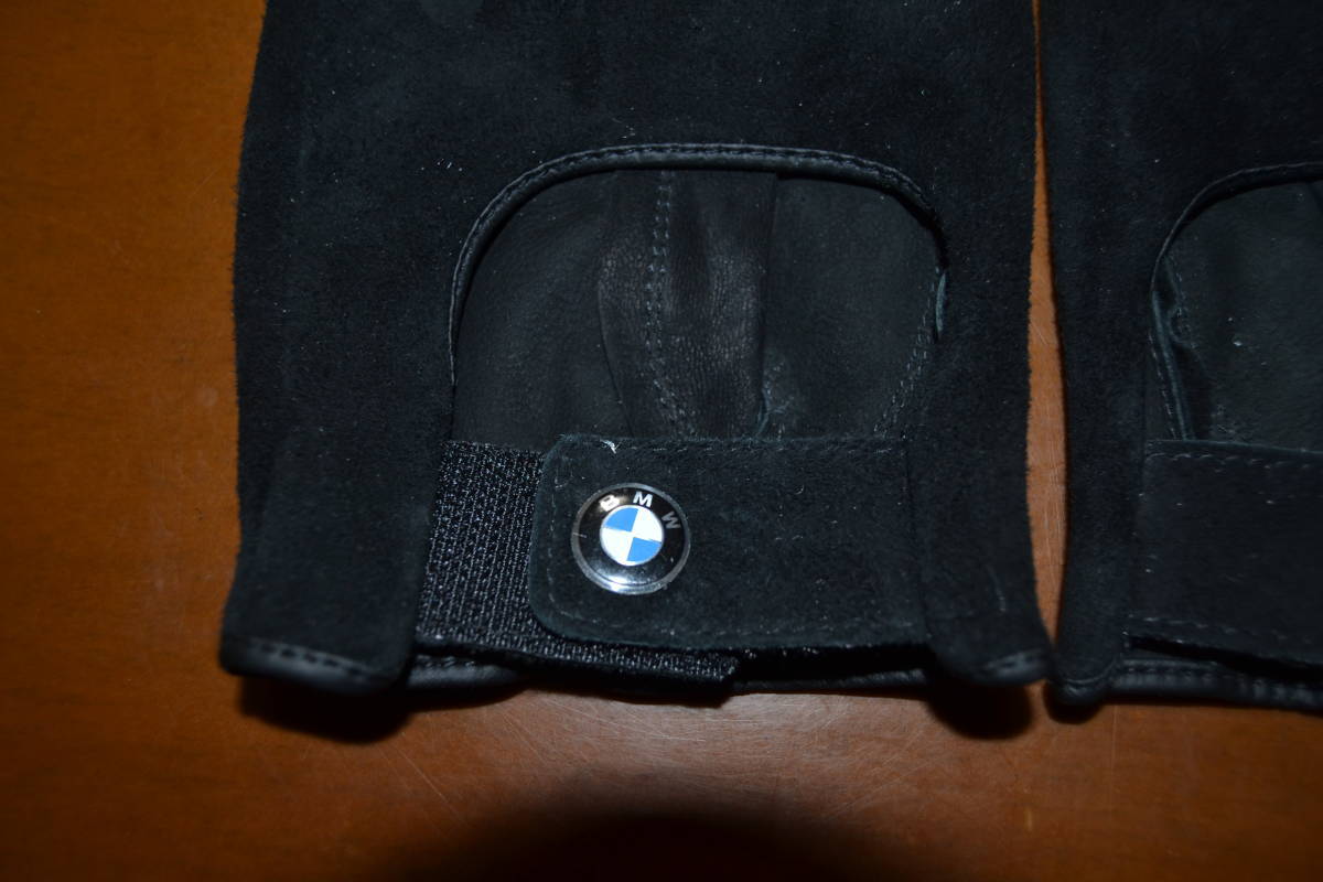 新品未使用　BMWロゴ付きドライビンググローブ　シープスエード黒色　サイズL 24_画像2