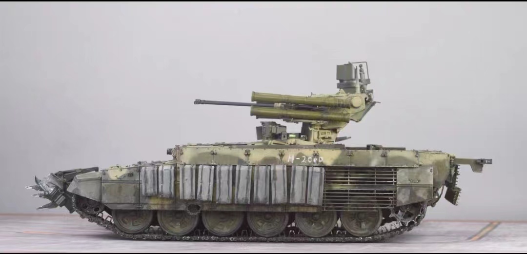 1/35 ロシア連邦軍 BMPT 火力支援戦車 組立塗装済完成品_画像4