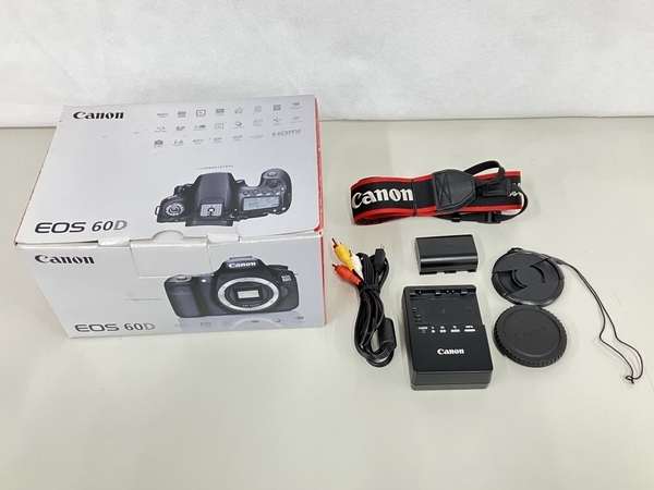 Canon EOS 60D デジタル 一眼レフ EF-S 18-135mm 1:3.5-5.6 レンズキット ジャンク K8326271_画像2