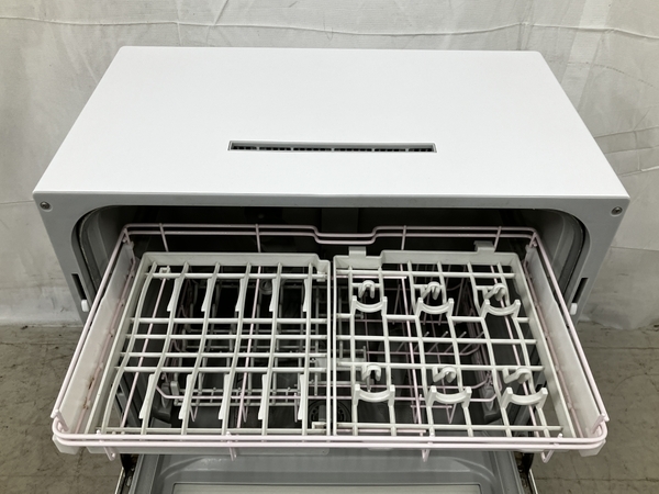 Panasonic 電気食器洗い乾燥機 NP-TH1-W 2018年製 パナソニック 食洗機 食器乾燥機 キッチン用品 家電 中古 M8286119_画像3