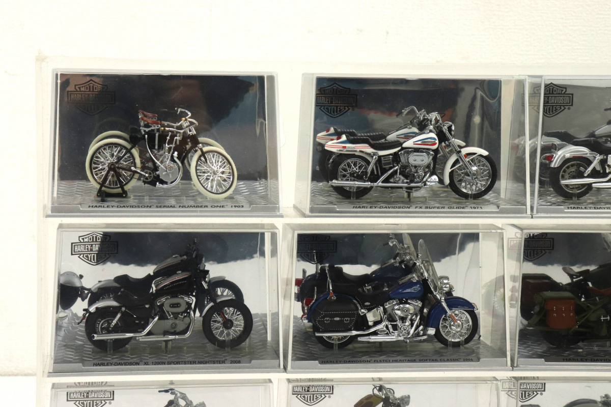 【美品】Harley-Davidson ハーレーダビッドソン ミニチュア 12台/ ケース付き 玩具 バイク 乗り物 模型 コレクション 003FUFR95_画像2