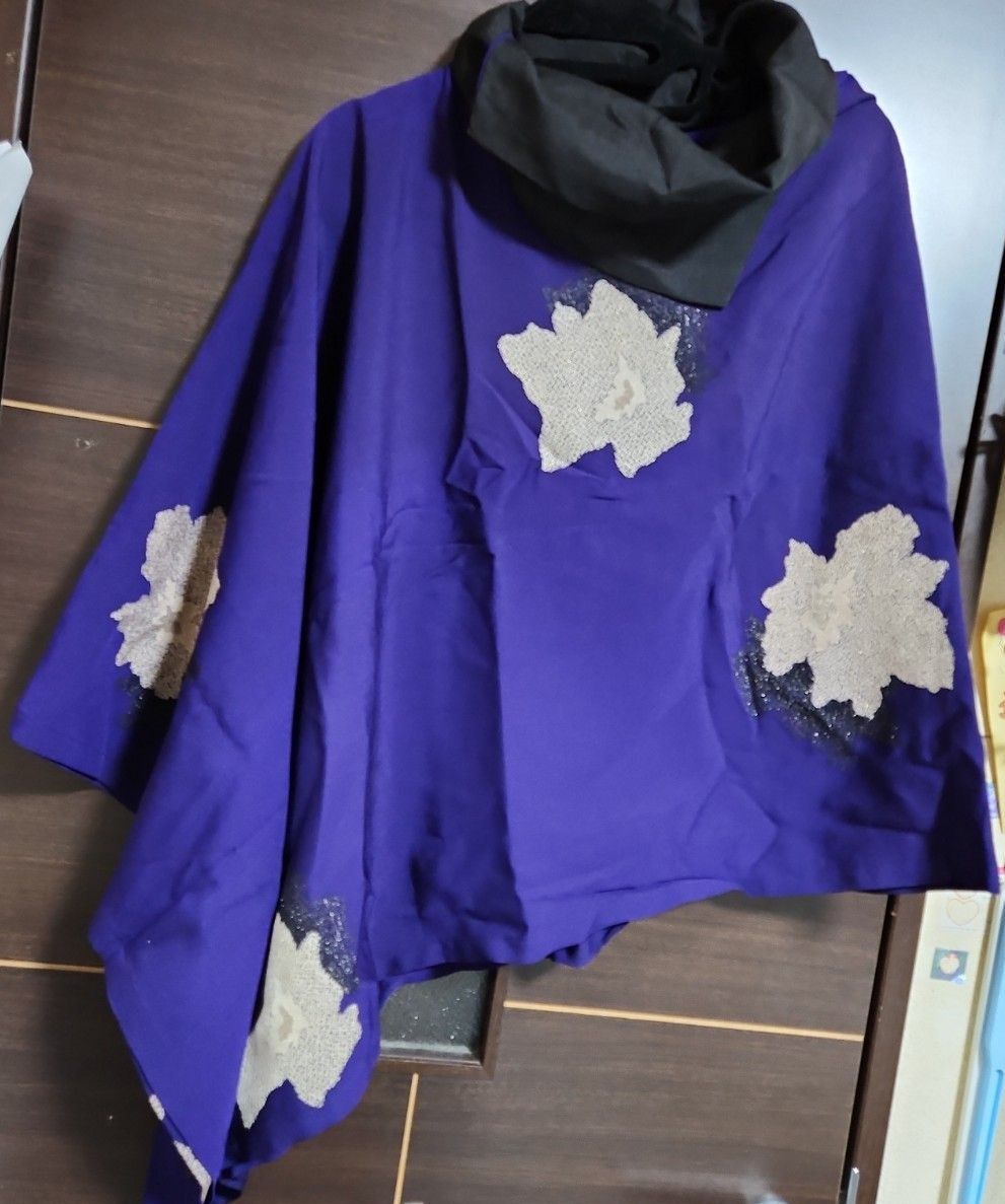 片袖タイプのミニケープ　ポンチョ　和柄トップス　紫