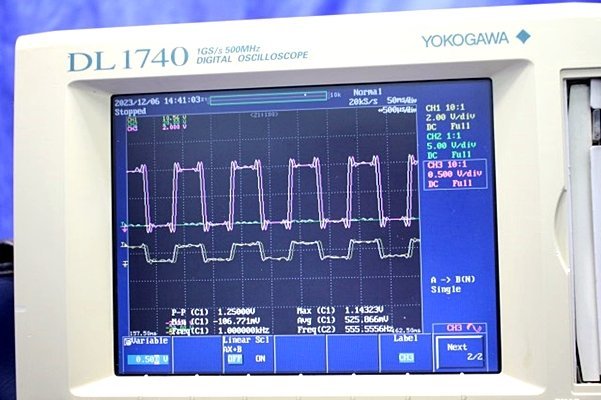 YOKOGAWA/横河 デジタルオシロスコープ DL1740EL(701710-M-J2/B5/E2)プローブ多数&マニュアル付 500MHz /4ch DIGITAL OSCILLOSCOPE 47950Y_画像4