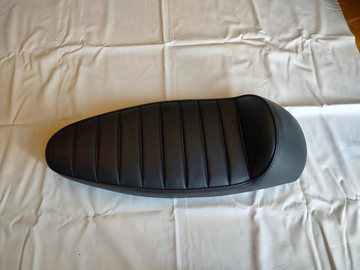 *VESPA* 50s / 100 / 125ET3 for sport seat black 1 Cafe Racer 