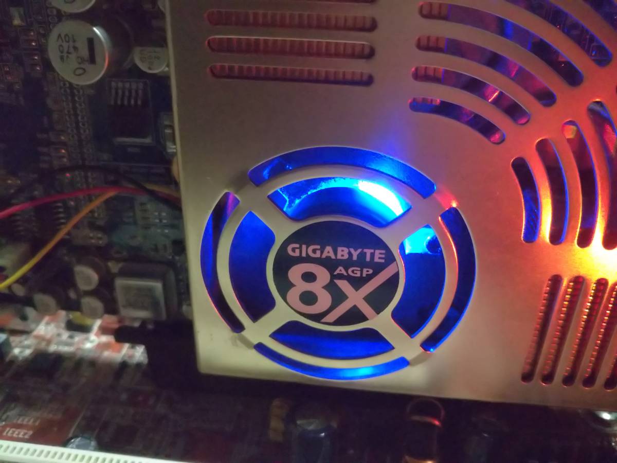 GIGABYTE GV-R96P128DU ATI Radeon 9600 PRO 128MB AGP 8X_画像7