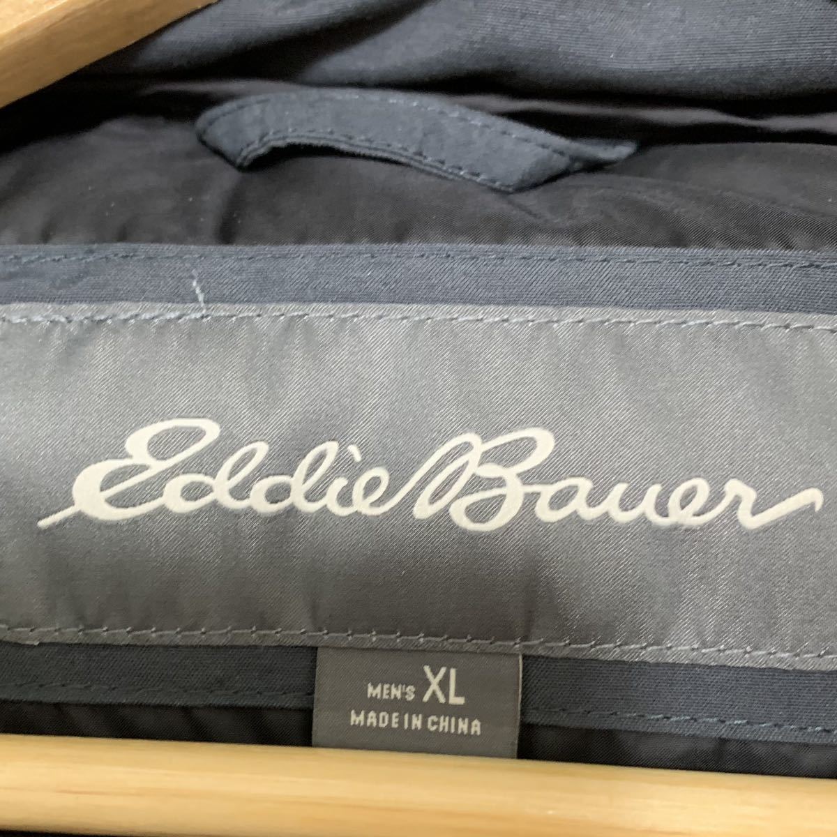 【美品 希少・XL】 Eddie Bauer エディーバウアー ダウンジャケット ブルゾン アウター ネイビー LL 大きいサイズ 極暖 アウトドア メンズ_画像6