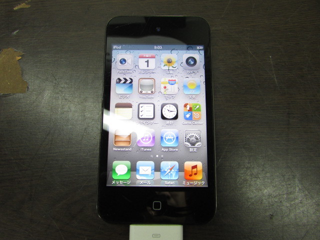 【YTP0090】★Apple iPod Touch 8GB MC540J ブラック 初代 Wi-Fiモデル iOS5.1.1 本体のみ初期化済み バッテリー完全消耗★中古_画像1
