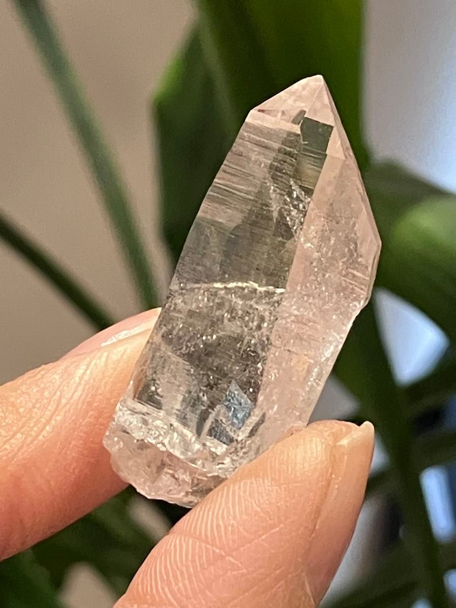 ガネッシュヒマール　水晶ポイント　天然石　ヒマラヤ水晶