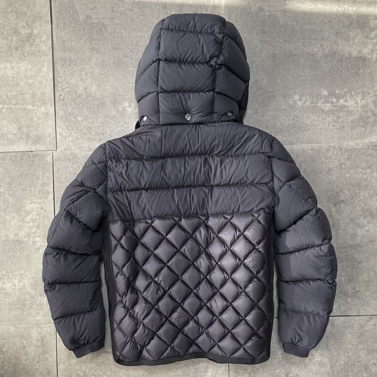 MONCLER モンクレール タンギー ダウンジャケット ネイビー 0 MONCLER モンクレール タンギー ダウンジャケット ネイビー 0