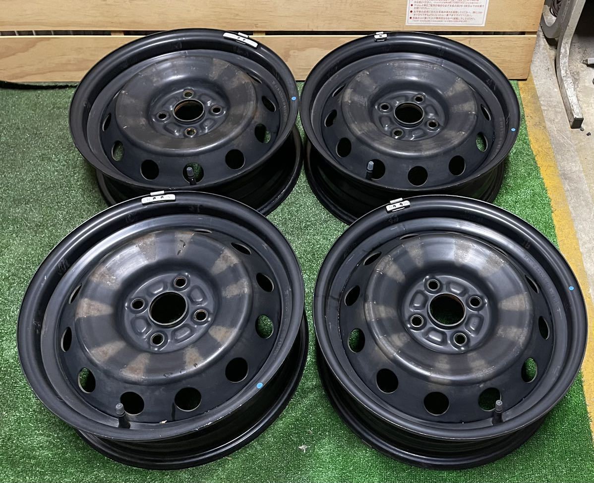 スチールホイール LA2 15インチ 15x5J 40 WILD B LP1424 PCD100 4穴 ハブ約54mm 4本セットの画像1