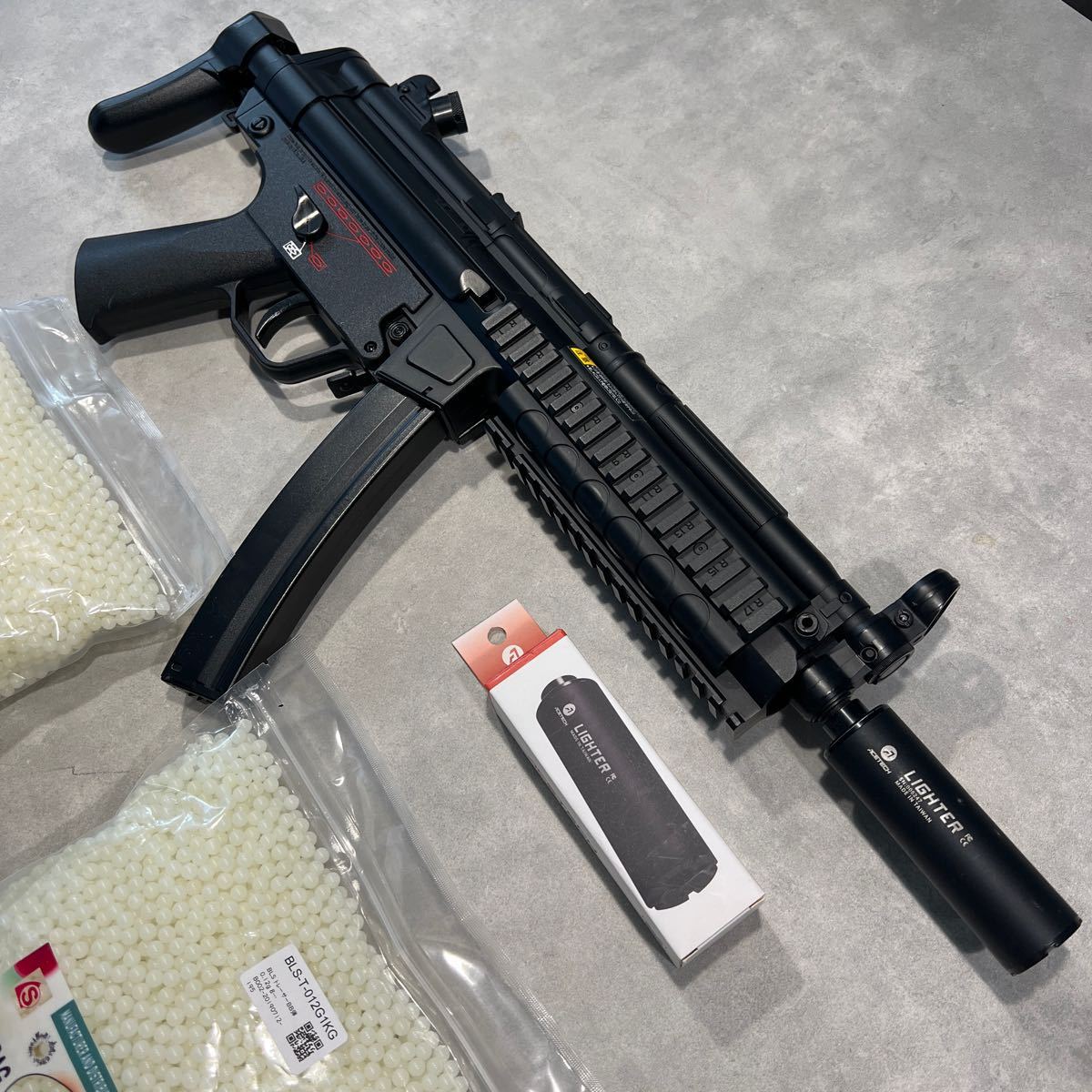 東京マルイ　ライトプロ　MP5 FETカスタム　リポバッテリー仕様　フルオートトレーサー　0.12蓄光弾2キロセット_画像2