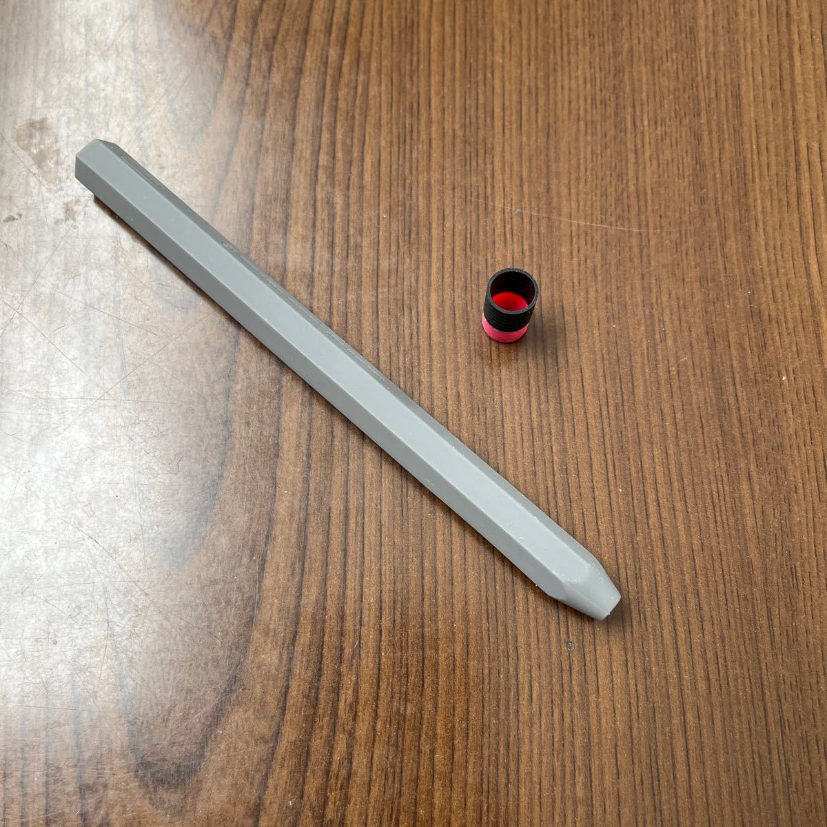 512p0127☆ 【elago】 Apple Pencil 第2世代 対応 ケース かわいい 鉛筆 デザイン 握りやすい 滑り止め グリップ シリコン 保護 カバーの画像4