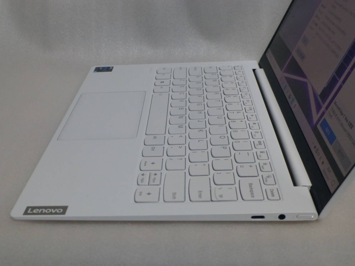Lenovo Yoga Slim 750i Carbon 13ITL5 Core i7-1165G7/16GB/256GB/2.5K解像度WQXGA/USキーボード_画像4