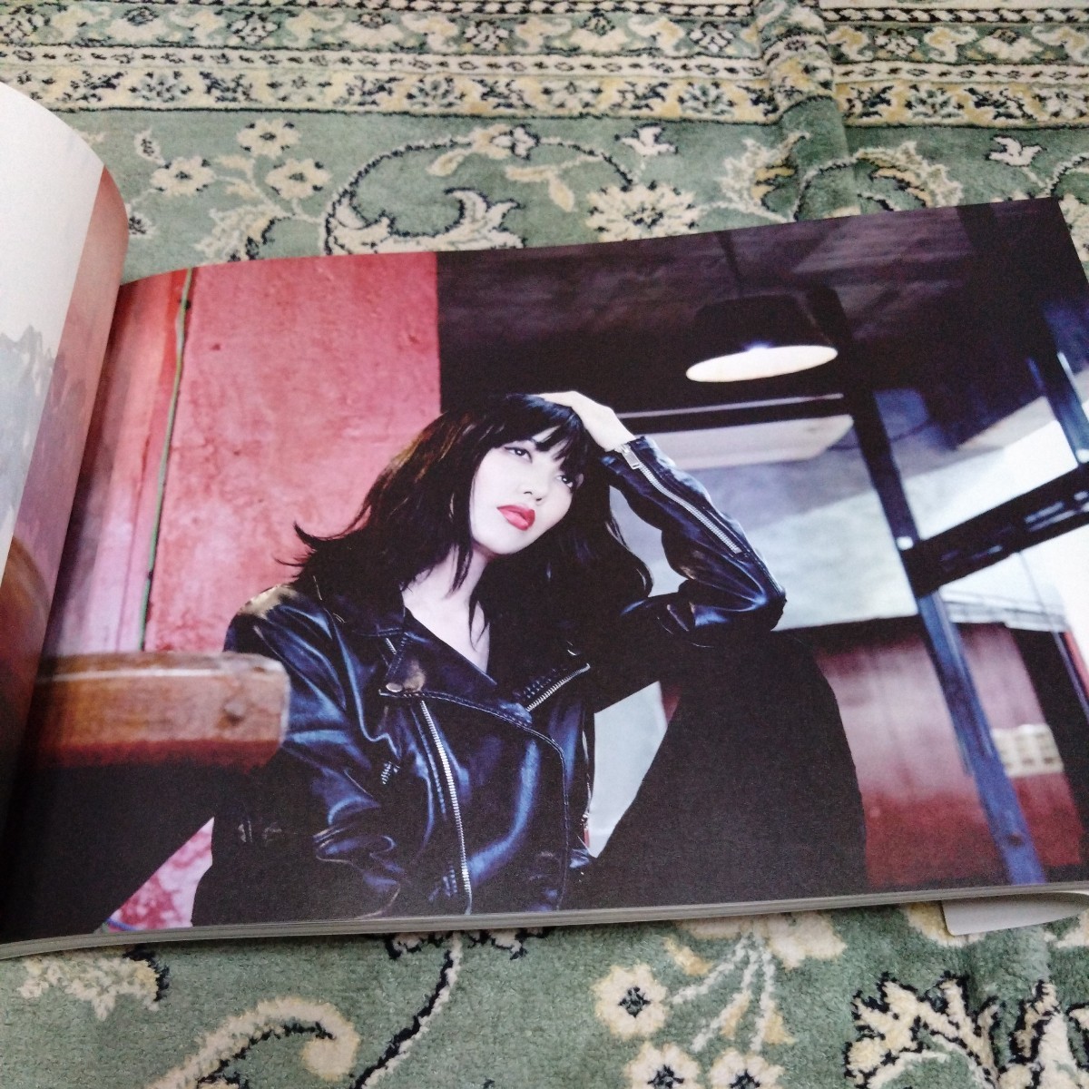 希少　中村中　写真集　スペシャル　フォトブック「LYRIC＆PHOTO BOOK」_画像4