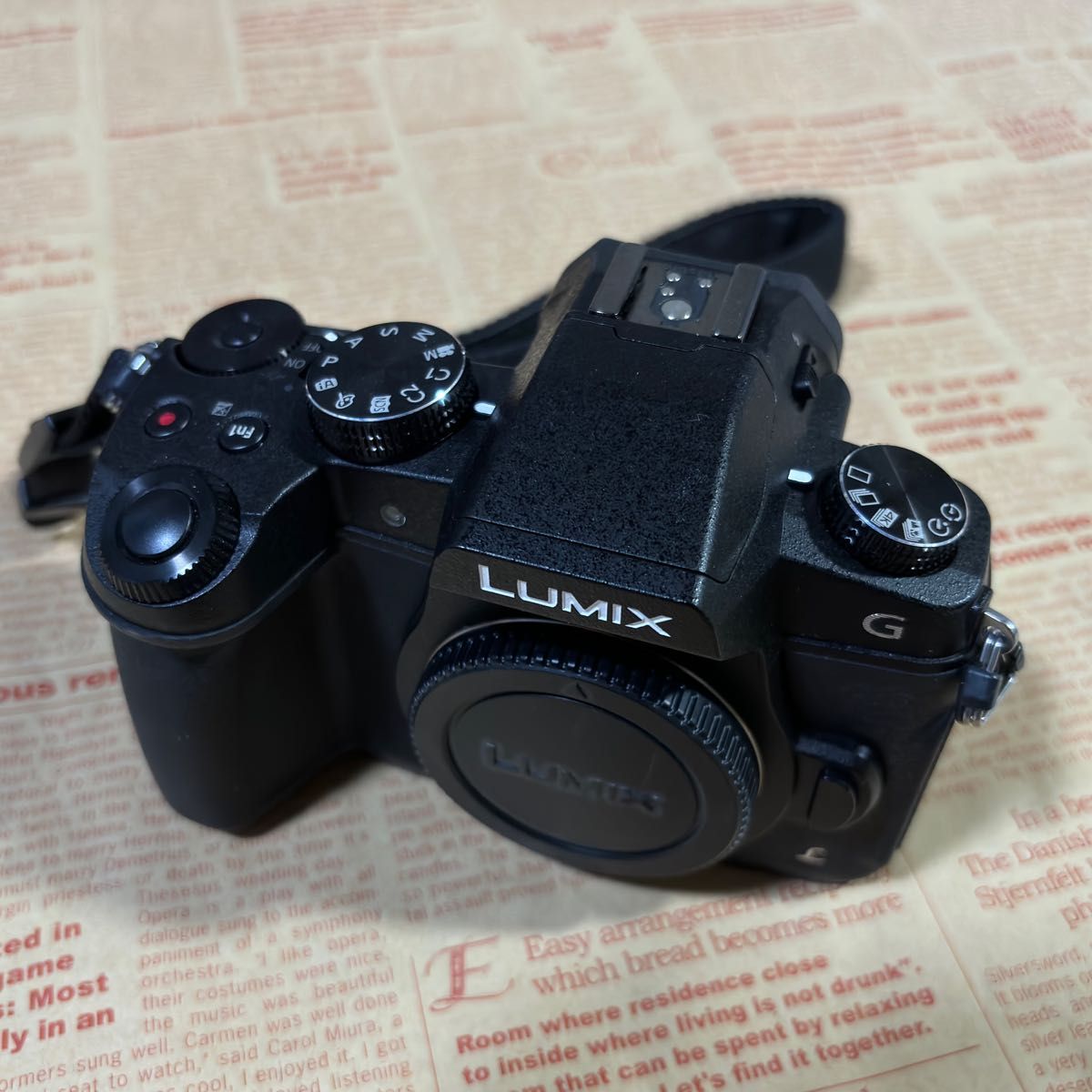 美品】Panasonic ミラーレス一眼 LUMIX G8 ボディ 型番DMC-G8-K｜Yahoo