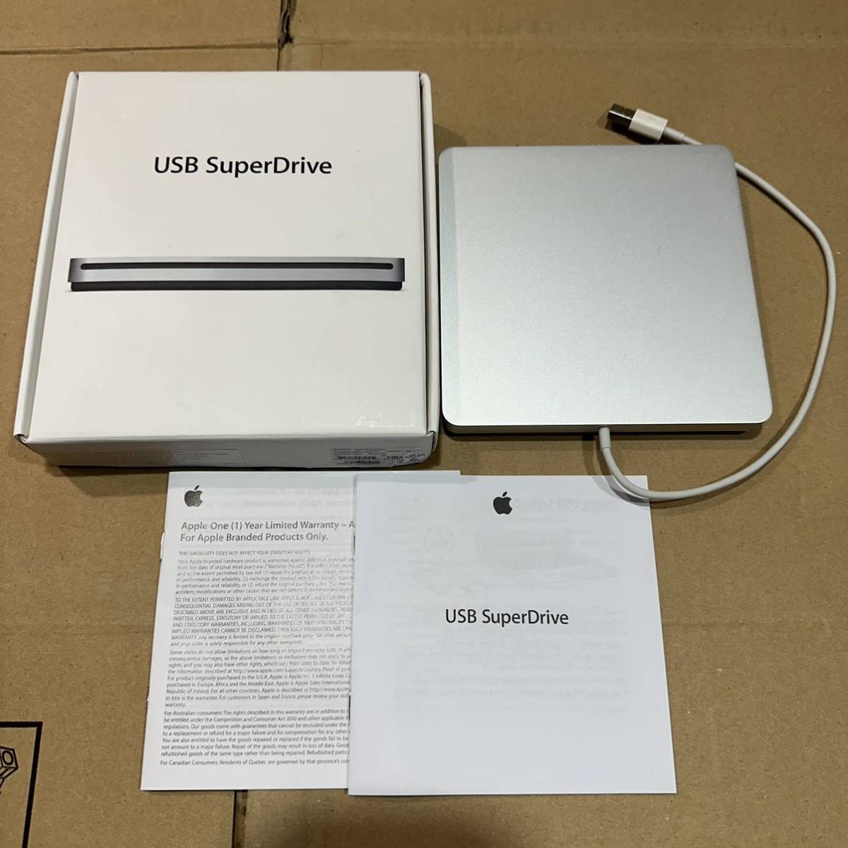 純正 Apple A1379 DVDドライブ USB Super Drive 外付け アップル マック Mac MD564ZM/A_画像1