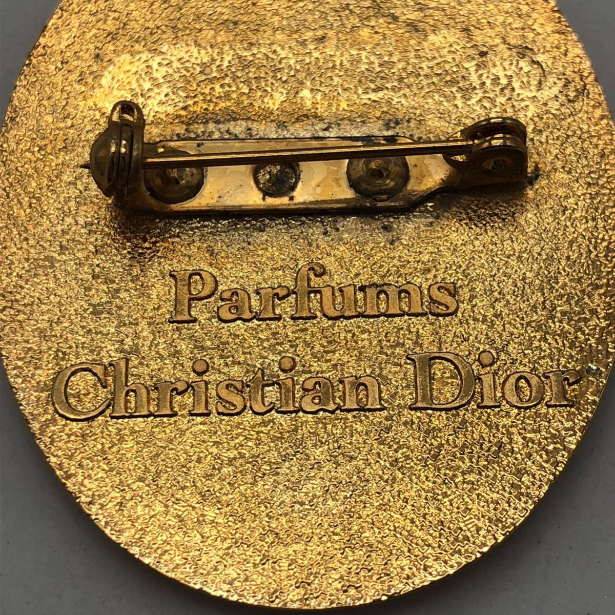 Christian Dior クリスチャン ディオール ブローチ ロゴ ラウンド ゴールド アクセサリー P7178_画像4