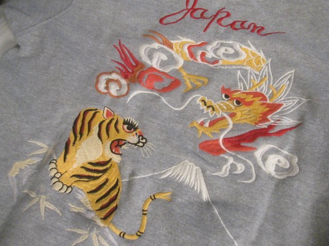 AVIREX Avirex Japanese sovenir jacket style embroidery ( dragon .) sweat sweatshirt M Avirex 