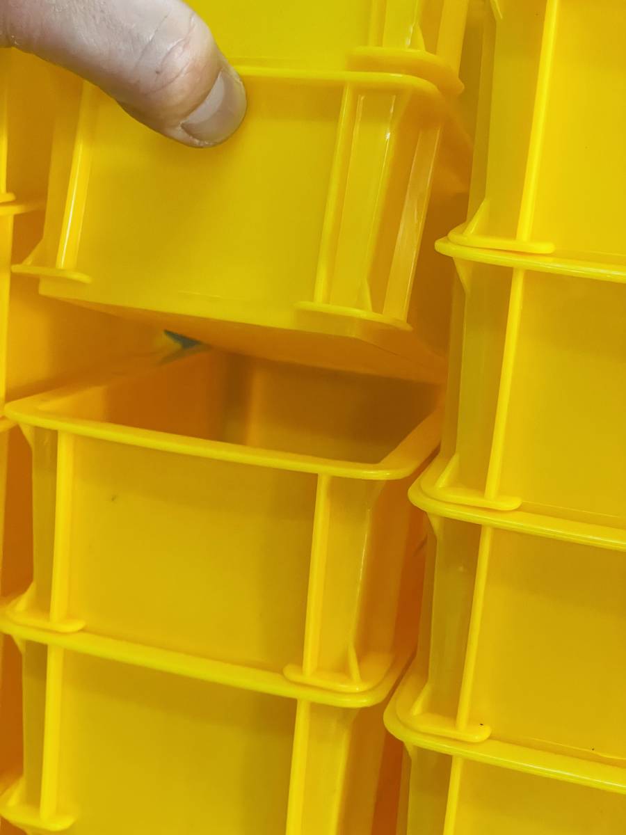 新品訳あり・プラスチックコンテナ黄180個セット[145×95×54mm]パーツボックス ツールケース 大量セット BOX パーツケース_画像3