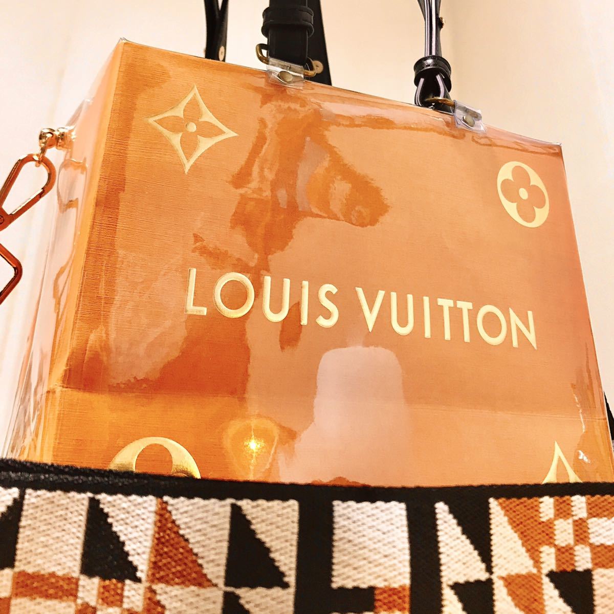 LOUIS VUITTON ルイヴィトン 限定 紙袋 ＆ クリアバッグ_画像2