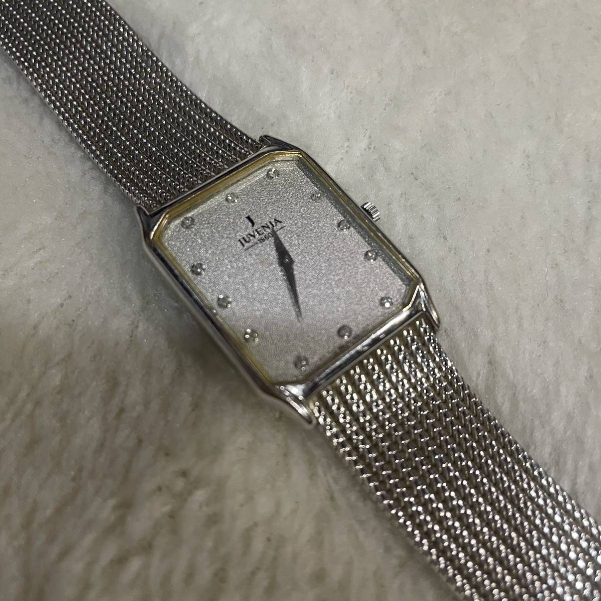 ジュベニア/JUVENIA/18K/12Pダイヤ/クォーツ/1860 アンティーク　コレクター　腕時計　ヴィンテージ　時計_画像2