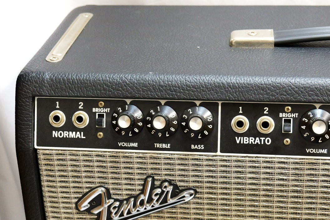 ■音出るけどジャンク扱い！即決！Fender フェンダー Super Reverb Amp 4スピーカー 真空管 アンプの画像2