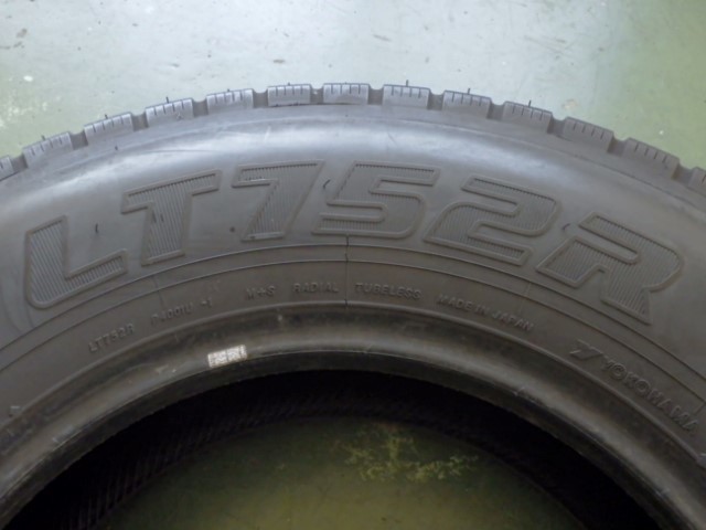 215/85R16 120/118N ヨコハマ LT752R 中古 9分山 2本セット オールシーズンタイヤ 2022年製 L17027_画像3