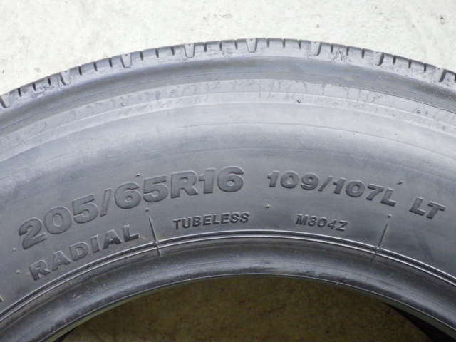 205/65R16 109/107L NNG RIB 152 中古再生 9.9分山 4本セット サマータイヤ L16772_画像2