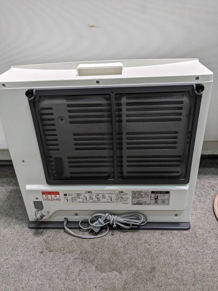 【中古】大阪引取歓迎　ノーリツ　ガスファンヒーター　LPガス用　GFH-4003S　ホワイト　ホース付　約5秒でパワフルな温風【KTLE077】_画像6