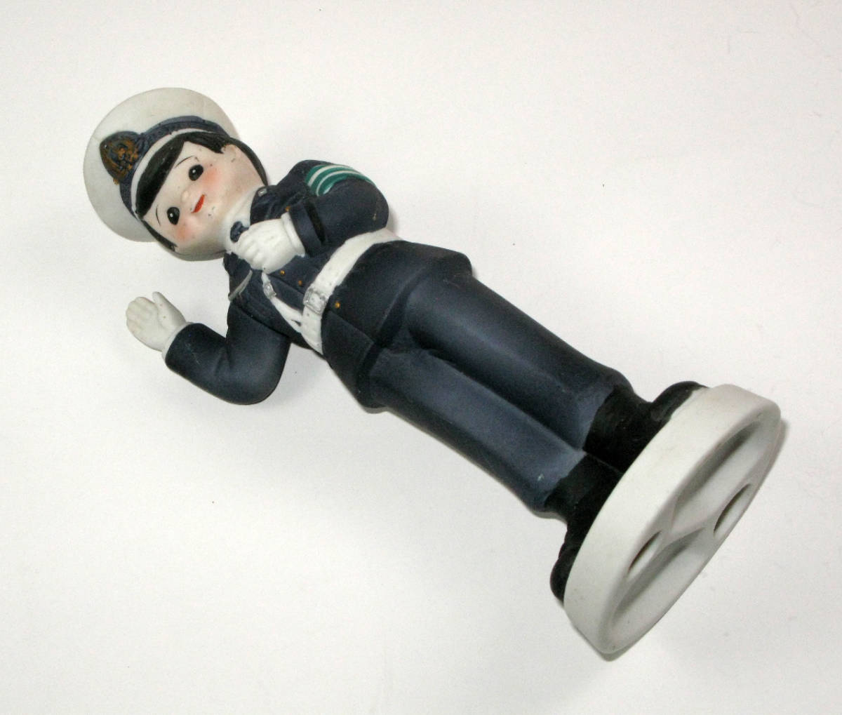 昭和レトロ/交通課 警察官 おまわりさん 陶器人形 フィギュア 置物 オブジェ 当時物 item details | Yahoo! JAPAN Auction | One Map by FROM JAPAN 昭和レトロ/交通課 警察官 おまわりさん 陶器人形 フィギュア 置物 オブジェ 当時物 item details | Yahoo! JAPAN Auction | One Map by FROM JAPAN