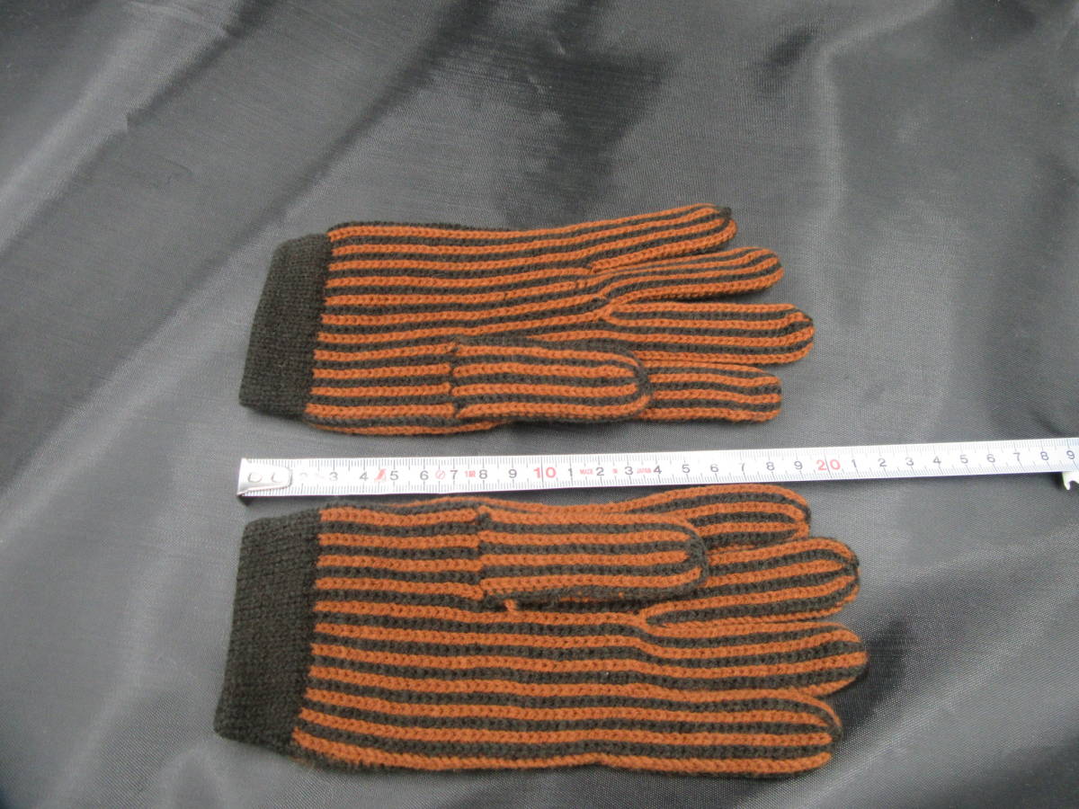 　レディース　ニット手袋　茶/黒縞　縦縞編み込み　長さ：約２０cm　ノーブランド　未使用_画像1