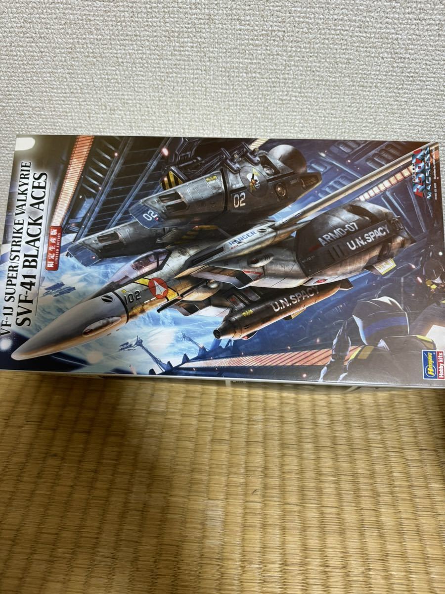 ハセガワ 1/72 VF-1J ストライクバルキリー　SVF-41 ブラックエイセス　エッチングパーツ付き_画像1