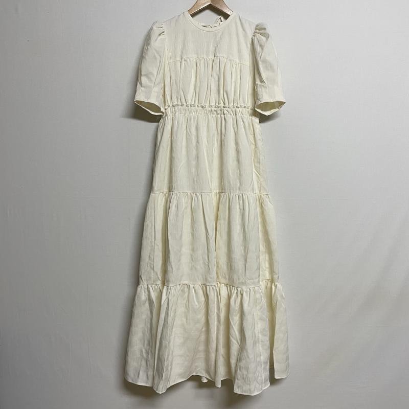 マウジー MOUSSY TUCKED SLEEVE TIERED DRESS 半袖 パフスリーブ ティアードワンピース 010ES730-2660 ワンピース ワンピース 2 無地