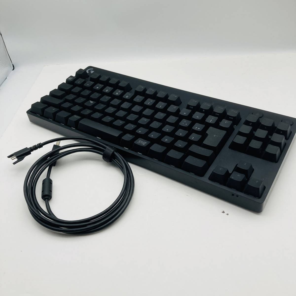 51S【中古品】ロジクール Logicool「Logocool Pro X テンキーレスゲーミングキーボード」G-PKB-002_画像1