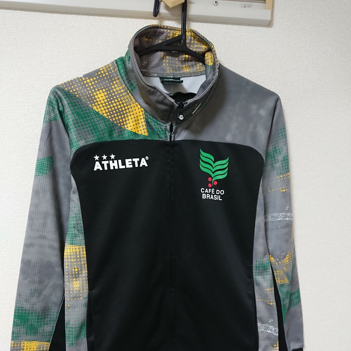 ATHLETA アスレタ カフェ ドウ ブラジル サッカー フットサルウェア ジャージ ジャンパー トラック ジャケット 黒 ブラック 黄 グレー 緑 S_画像3