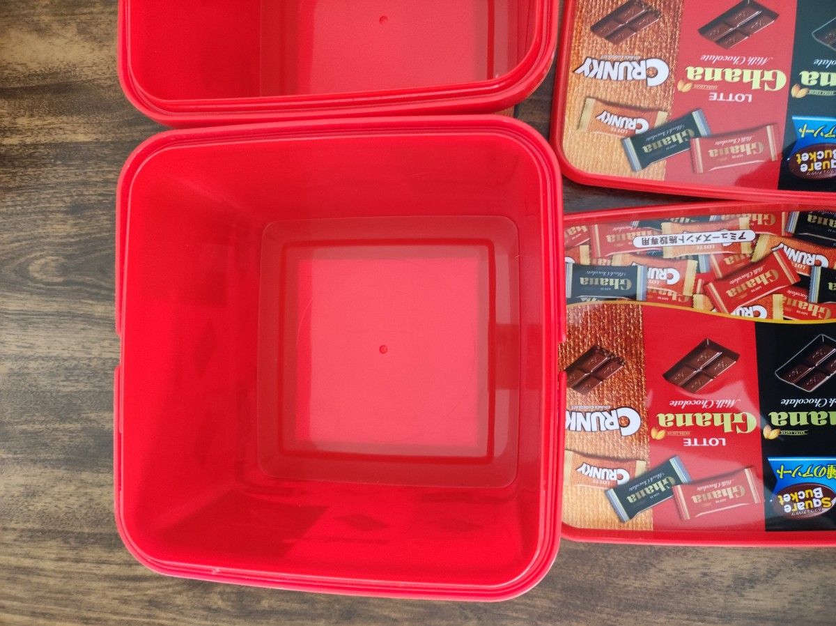 お菓子　box 小物入れ ボックス　コアラのマーチ　チョコバット　アミューズメント施設専用　プラスチック