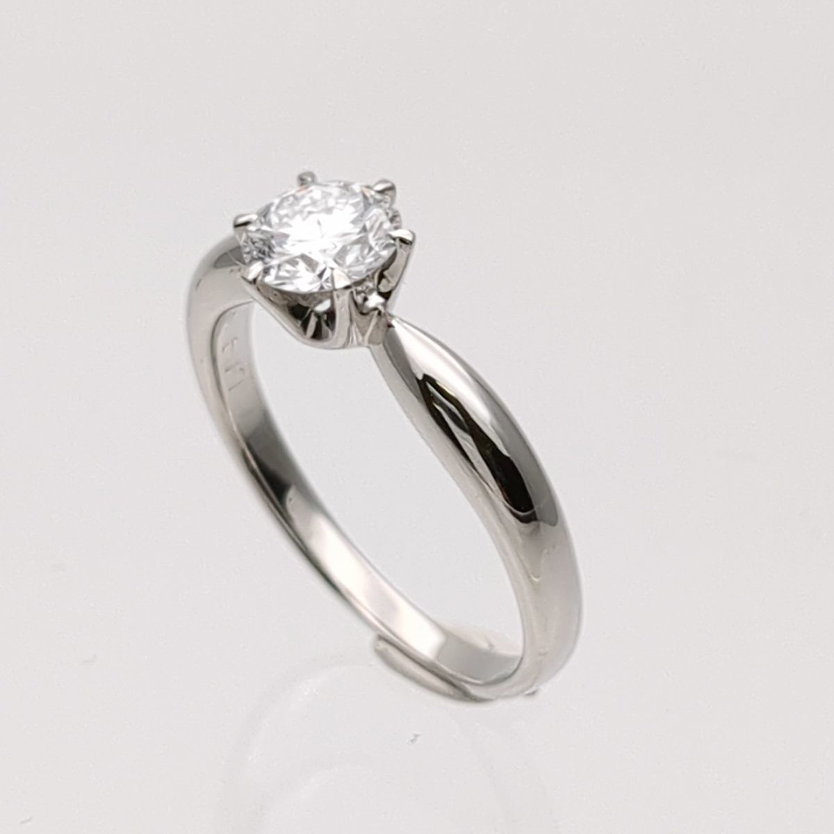 ロイヤルアッシャー 10.5号 リング　ダイヤモンド 0.55ct vvs-1 Eカラー 鑑定書 指輪 ROYAL ASSCHER　中古　◆3111/藤枝インター店