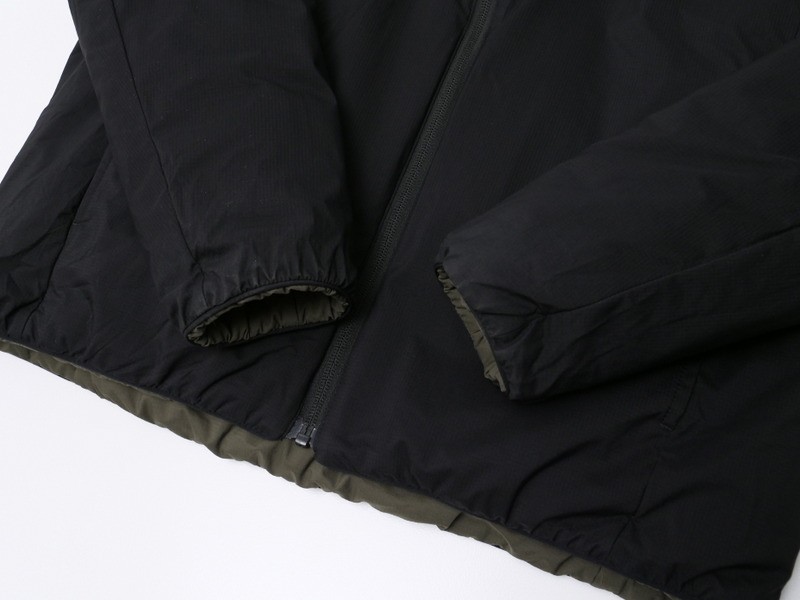 TG7653▼ザ ノースフェイス THE NORTH FACE《NYW81979 リバーシブルエニータイムインサレーテッドフーディ》中綿ジャケット*L相当_画像5