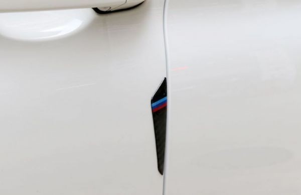 BMW 3/5シリーズ/X1/X3/X5/X6 全車種汎用 ドアプロテクター 傷つき防止！ドアガードステッカー★カーボンM色_画像2