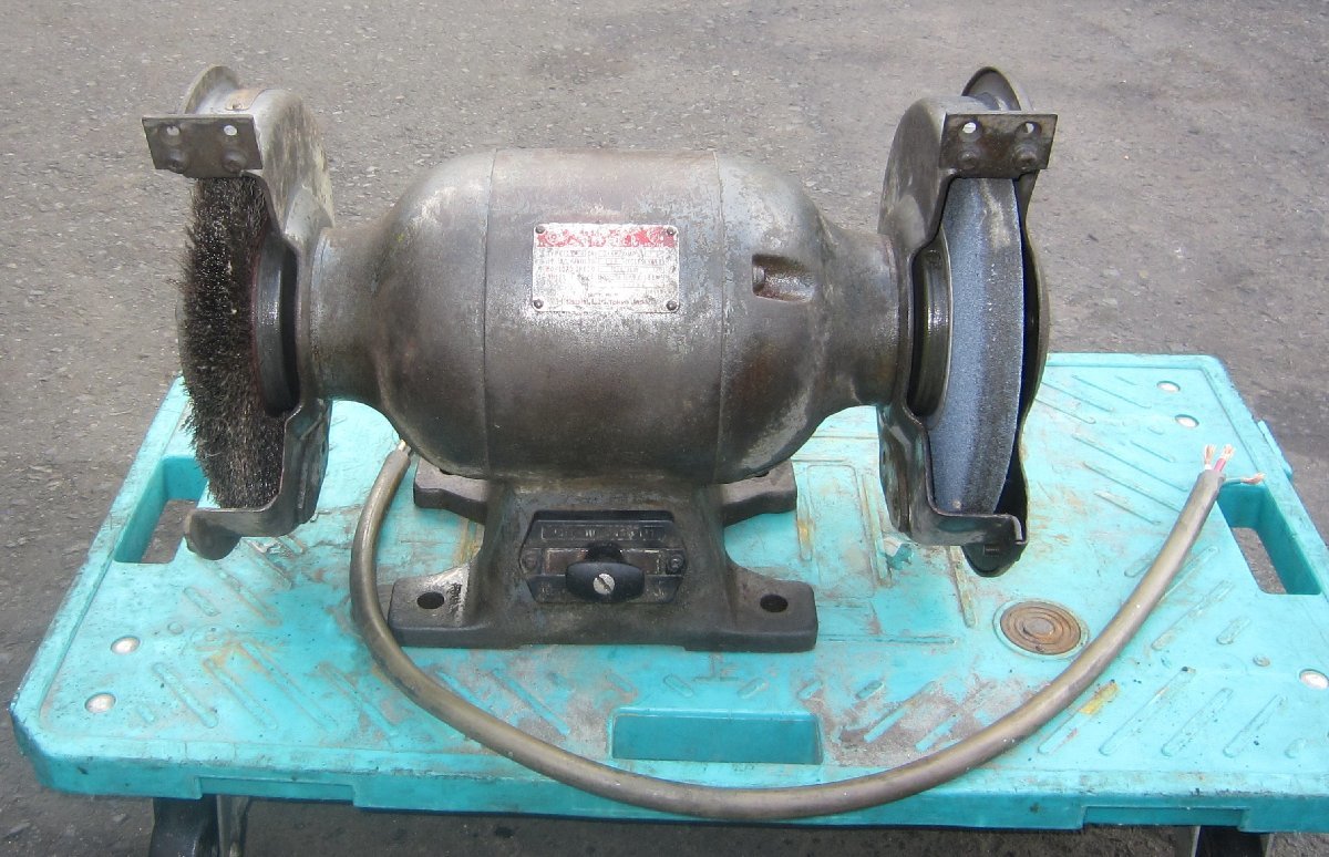 中古品】日立 hitachi 205mm 卓上電気グラインダ GBT4 三相200V 中古品】日立 hitachi 205mm 卓上電気グラインダ GBT4 三相200V