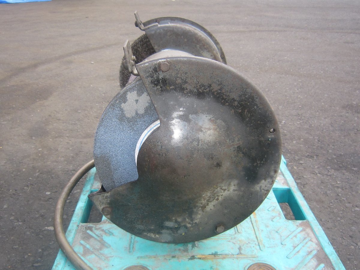 中古品】日立 hitachi 205mm 卓上電気グラインダ GBT4 三相200V 中古品】日立 hitachi 205mm 卓上電気グラインダ GBT4 三相200V