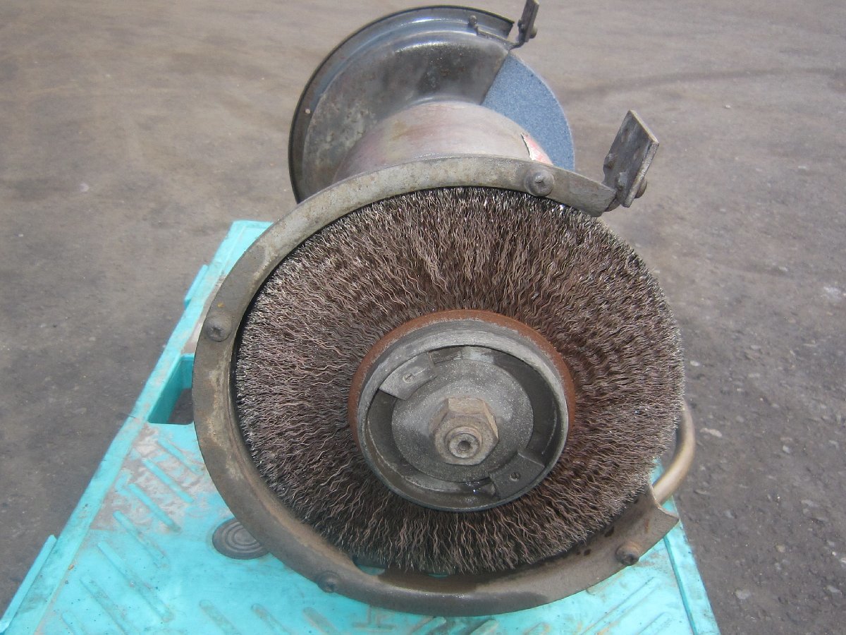 中古品】日立 hitachi 205mm 卓上電気グラインダ GBT4 三相200V 中古品】日立 hitachi 205mm 卓上電気グラインダ GBT4 三相200V