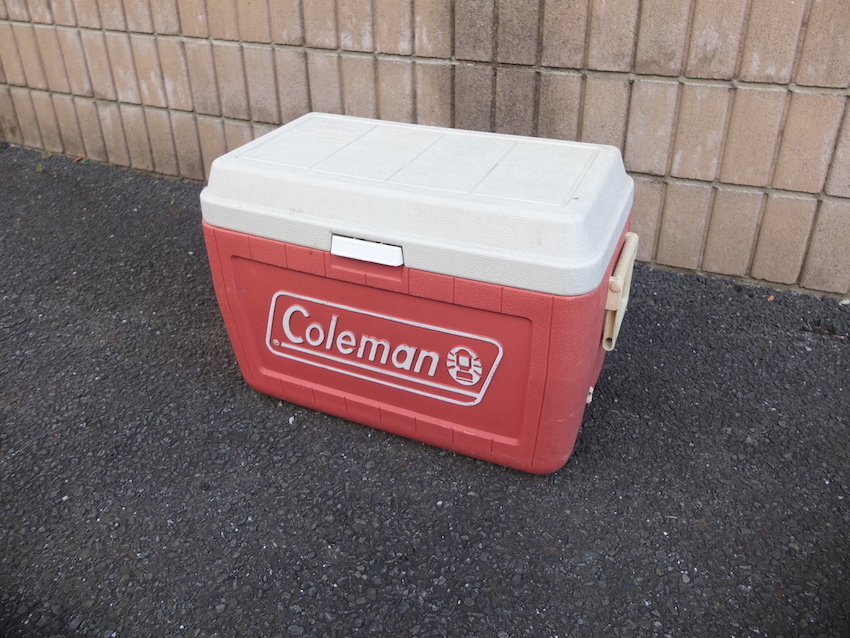 Vintage 90's Coleman Cooler Box コールマン クーラーボックス デカロゴ 赤/白 93年７月製 アウトドア用品 キャンプ道具_画像1
